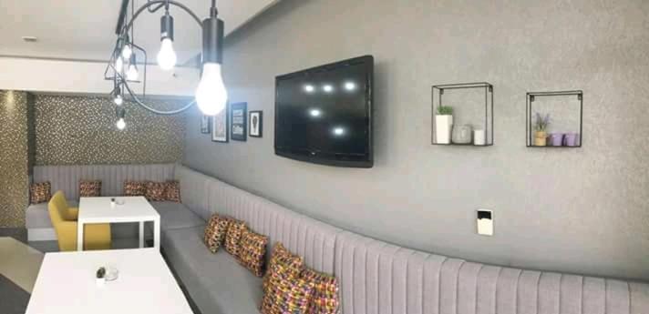 Hotel Tri "O" Topola Екстер'єр фото